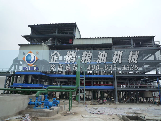 食用油浸出生產(chǎn)線，企鵝糧油機(jī)械浸出器品類齊全滿足市場(chǎng)需求(圖1)