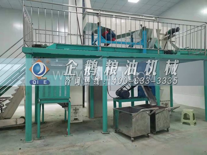 企鵝牌核桃油榨油設(shè)備，生產(chǎn)綠色健康油受大眾喜愛(圖2)